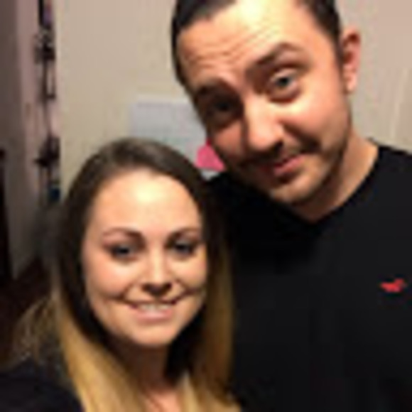 Meet your Posher, Christina - Picture 1 of 1